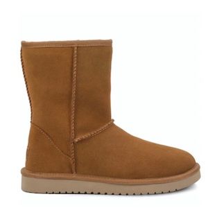 Koolaburra by Ugg short boots. Size 9. Never worn, new in box.